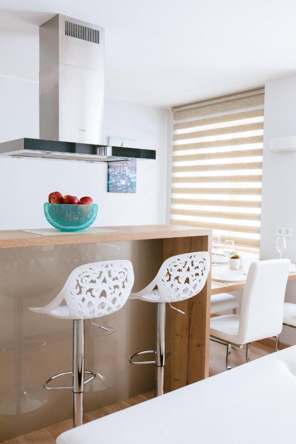 New Exclusive 2 Bedroom Apartment In Oldriga Buitenkant foto