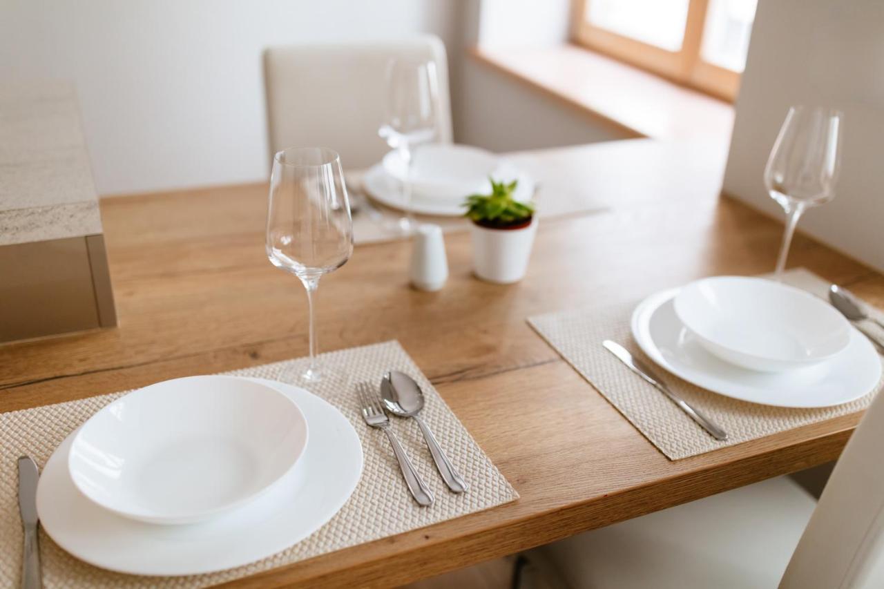 New Exclusive 2 Bedroom Apartment In Oldriga Buitenkant foto