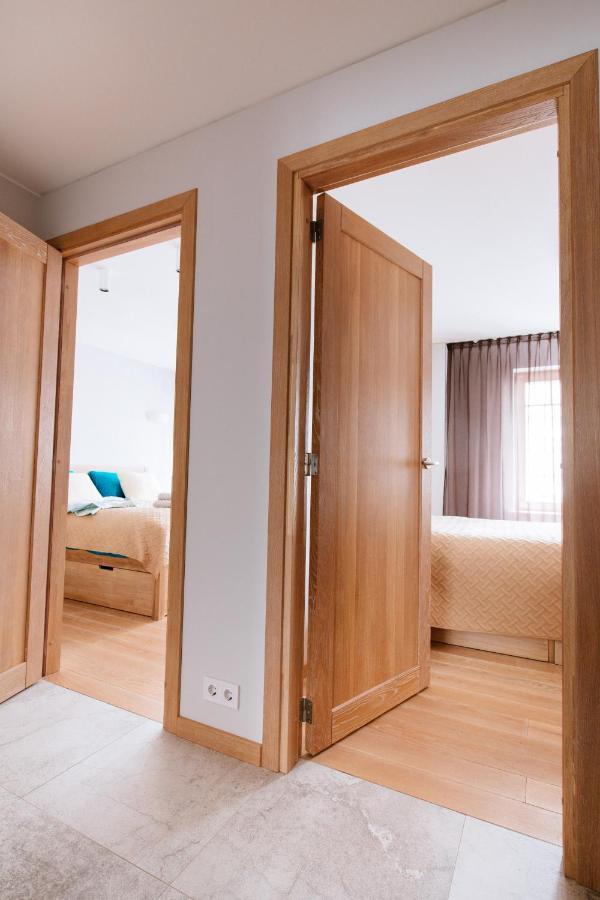 New Exclusive 2 Bedroom Apartment In Oldriga Buitenkant foto