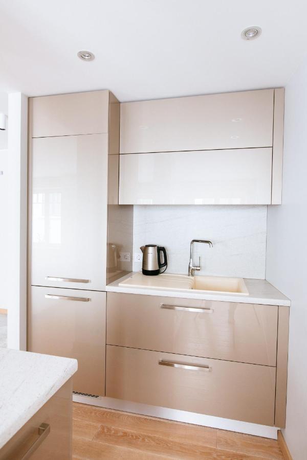 New Exclusive 2 Bedroom Apartment In Oldriga Buitenkant foto