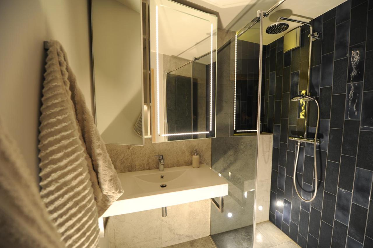New Exclusive 2 Bedroom Apartment In Oldriga Buitenkant foto
